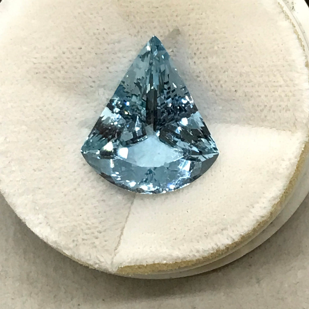 9.30 Carat Aquamarine,17x15mm AAA Natural Aquamarine Gemstone, Loup Clean Fancy Faceted Aquamarine For Pendant (Rare Piece in Aquamarine)