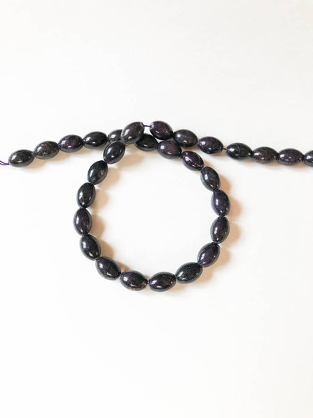 Natural Sugilite  Oval Plain 10x14 mm, High quality,16 inch strand,Purple , best Color,Most creative (#916)