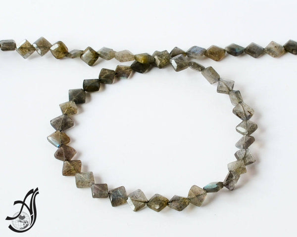 Labradorite Kite Faceted Calibrated 6mm, Calibrated. Machine cut ., very creative 100% Natural