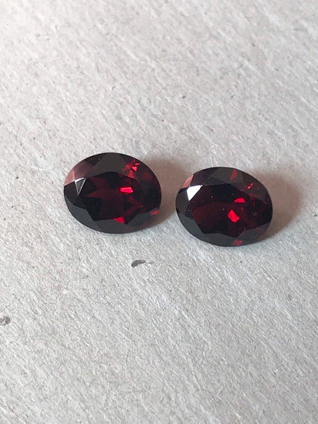 10X12MM Genuine Red Garnet Pair, 10.8 Carat, Oval Cut Garnet, Natural Gemstone For Earring/Jewelry, Pack of 2 Piece (#G00094)