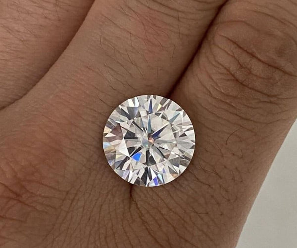 Brilliant Cut Moissanite, D Color VVS Moissanite