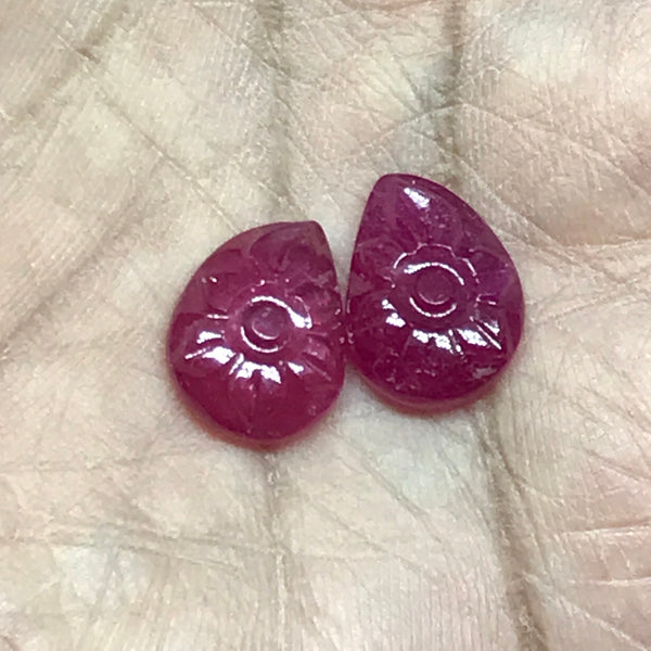 Natyral Ruby Carved Cab PAIR,
Total weight 11.50 Carat.