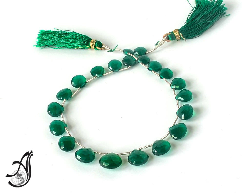 Green Onyx Flat Briolette Faceted 6.6 to 11 mm ,Green,Like Emerald Color  AAA Quality 15 inch full strand. Very creative