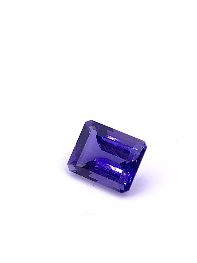 Iolite Faceted Rectangular cut 6.9x 9 mm appx. Fine quality, Blue as saphire, aaa quality, 100% natural ( 00015)