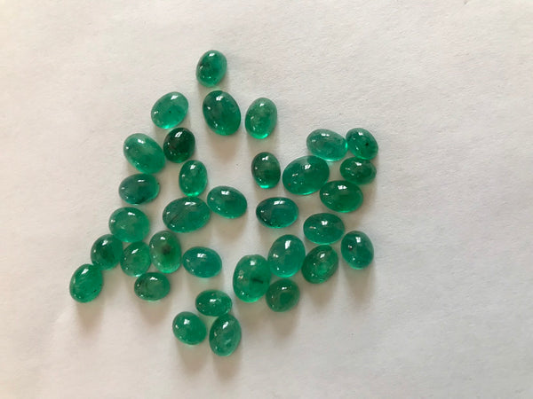 Emerald oval Cabochons  4x6 to 6x8mm appx. Green color, Lively,  mix sizes in one lot,100% Natural, creative( #-G-00071)