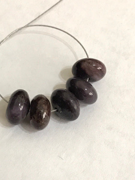 Sugilite  Roundale Plain 10mm ( 5 Pcs Pack) High quality,Purple ,100% Natural , best Color,Most creative, ( 1073)