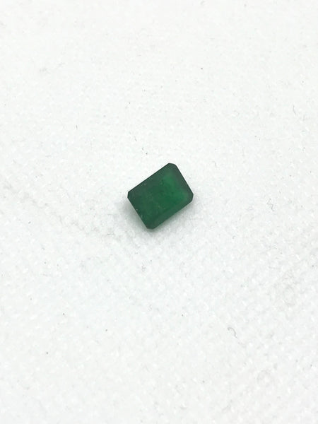 Emerald Cut EmeraldFaceted  8x6  mm appx., Green color,1.60 carats Lively, 100% Natural, creative# G00083