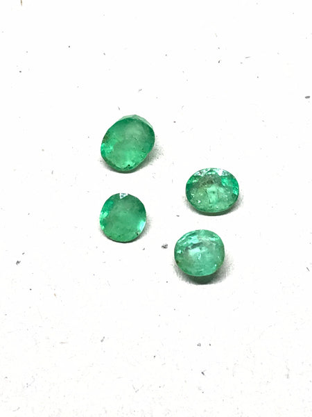 Emerald Faceted Oval  Colombian , Green color, Lively with Luster, 100% Natural, creative, Pack of 4 pcs ( #-G-00090))