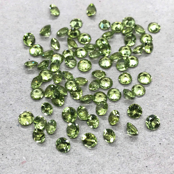 Peridot  Round Faceted  3 mm. Green, Creatine 100% Natural, AAA gem quality (#G- 132 )
