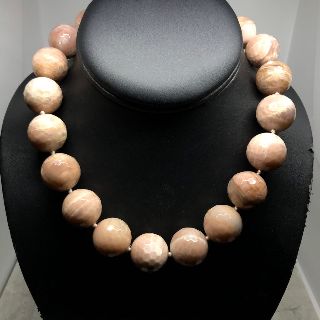 Necklace ,Peach Moonstone Faceted Round 20mm, Exceptional,  Hard to find size,14 k Gold clasp, Peach color, AAA Fine quality,Knotted(JB-107)
