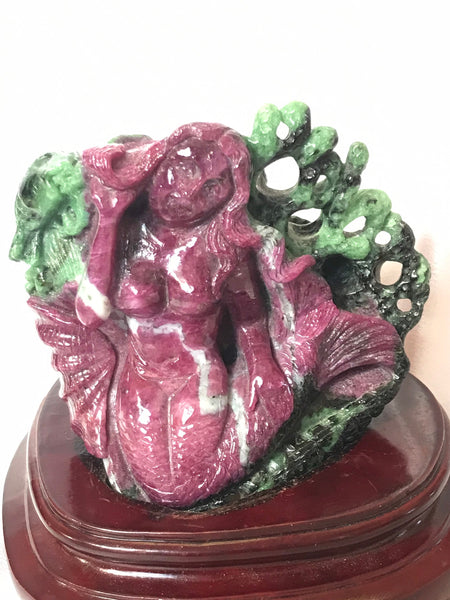 Mermaid 100%Natural Ruby Exceptional hand CraftedCarving ,Best for most creative & Rare display piece,Red, Beautiful Green Zoisite Back side