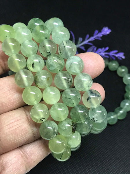 Prehnite stretch Bracelets 100% natural, creative pattern of green blackish flakes inside self-designs. (JB-119)